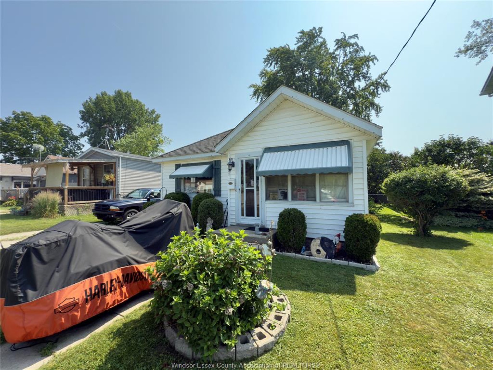 83 Victoria Avenue